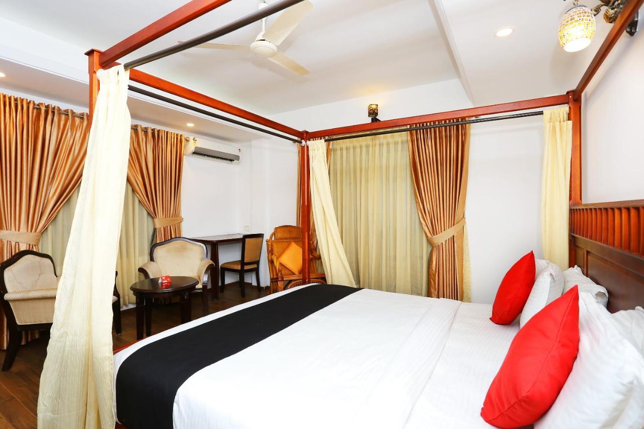 แคปิตัล โอ 37763 ไบรท์ เฮอริเทจ Hotel Kochi ภายนอก รูปภาพ